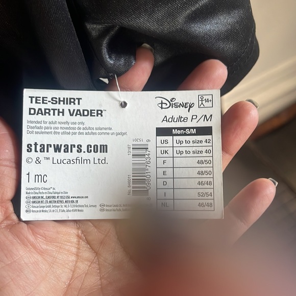 Disney Darth Vader Tshirt - Picture 6 of 6